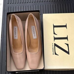Liz Claiborne Women's Beige Heels